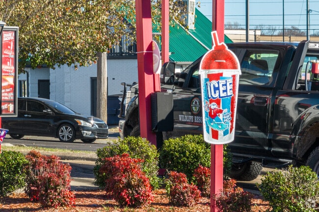 Columbia, a vibrant town near Hopewell, offers shopping, dining and fun activities.