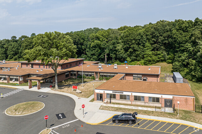 Walt Whitman Elementary School in Woodbury had 387 students.