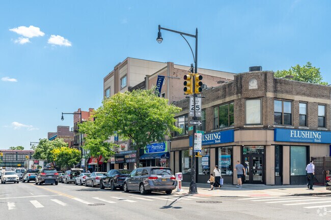 Educational opportunities abound at Yeshivah Prep High School.