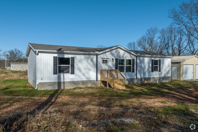 Newer homes, including manufactured homes, are still being constructed in Sulphur Springs.
