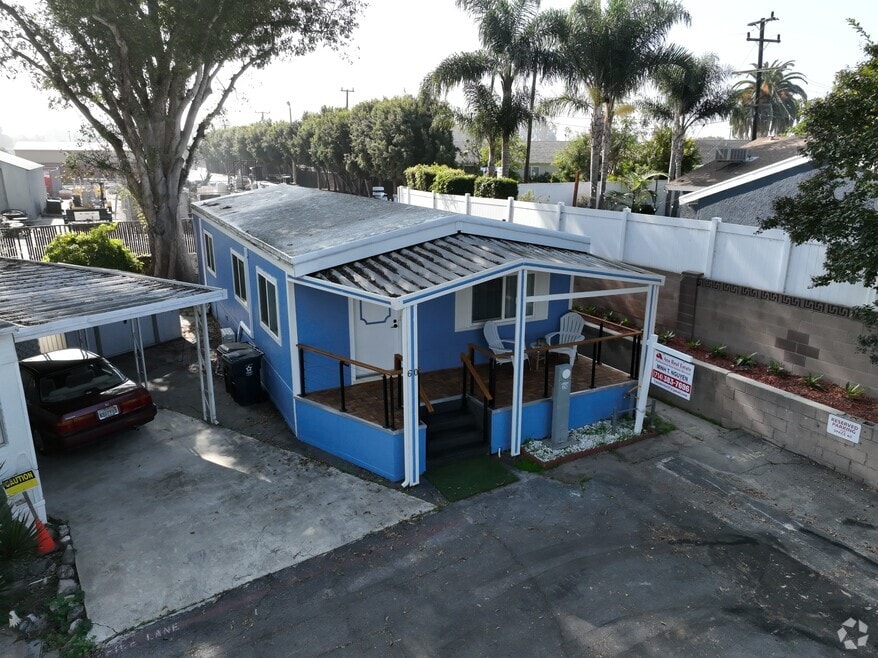 17261 Gothard St unit 60, Huntington Beach, CA 92647 - photo 2