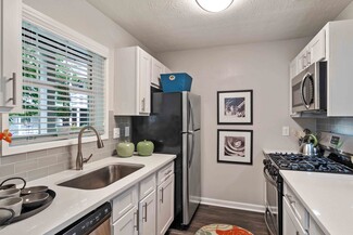 6901 Glenlake Pkwy, Atlanta, GA 30328