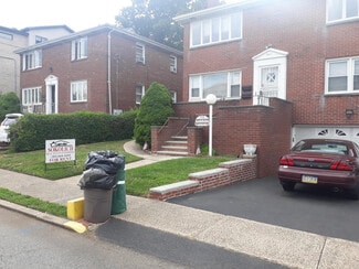 821 Harvard Place Unit 1, Fort Lee, NJ 07024