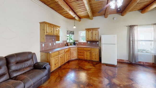 17433 El Dorado Dr, Madera, CA 93636 - photo 2