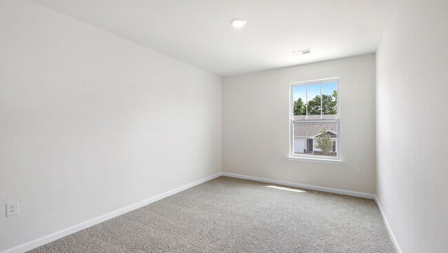 2323 Springview Ct, Boiling Springs, SC 29316 - photo 5