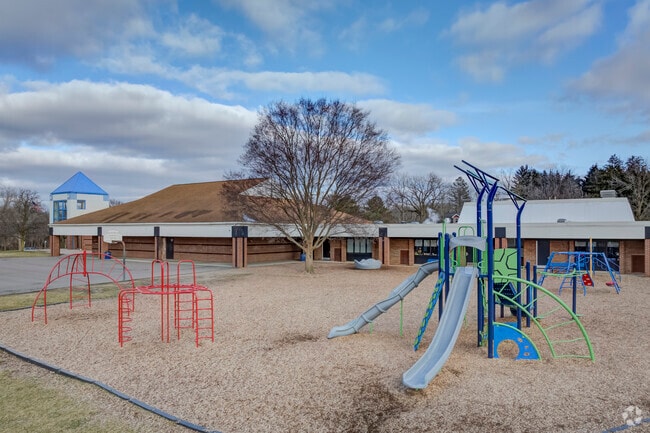Murphy Elementary School, Playground