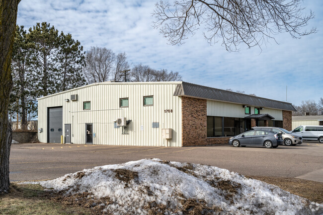 Eau Claire Academy is located in Eau Claire, Wisconsin.