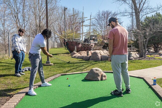 A short drive from Byron Center Park, Craig’s Cruisers showcases a fun mini-golf course.