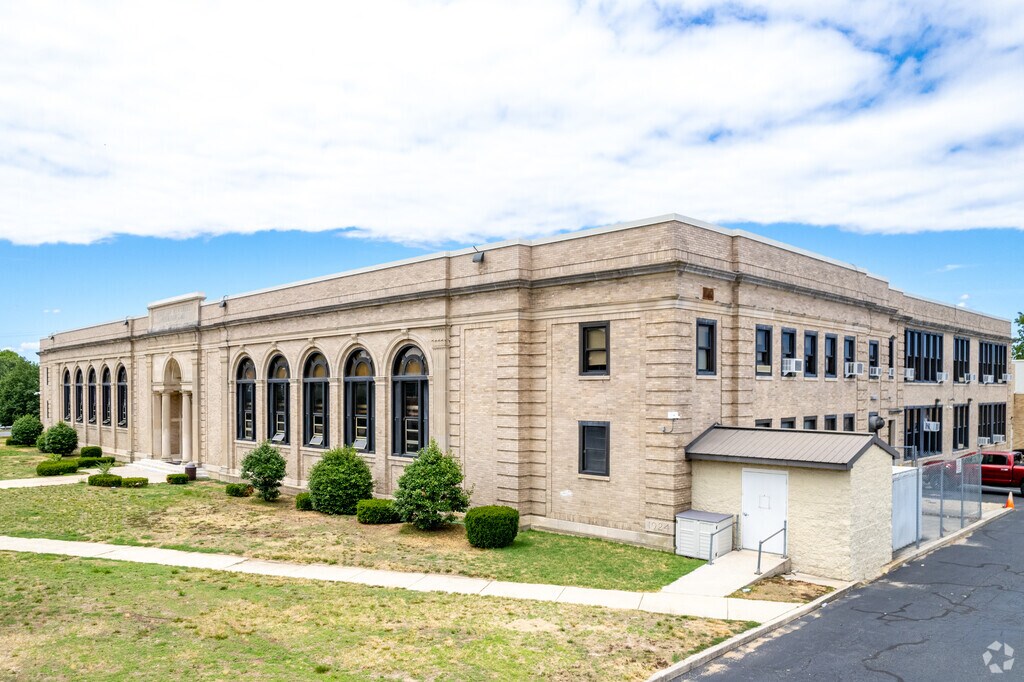 Students can attend Memorial High School in Millville, NJ.