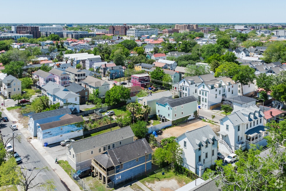 NH_East Side_518326_P2_v1_NA_050725