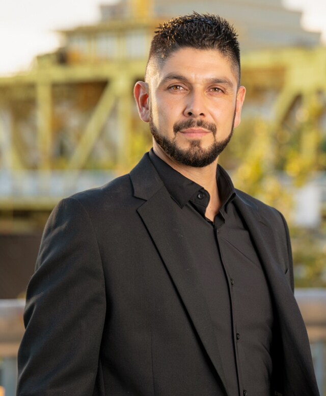 Agent Photo