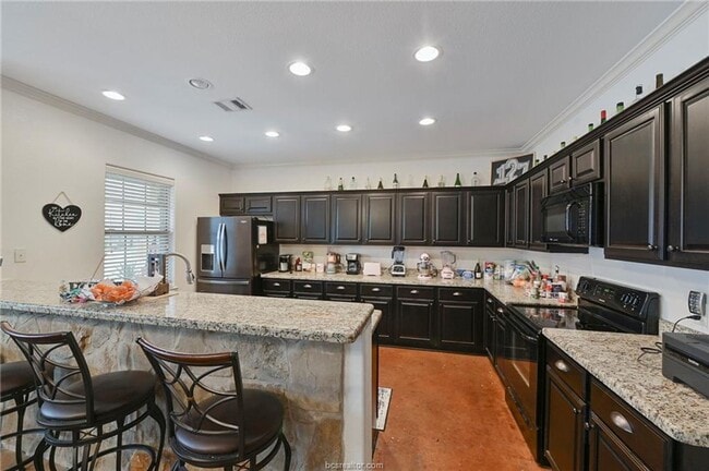127 Armored Ave, College Station, TX 77845 - photo 4