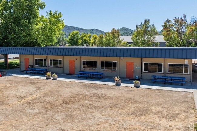 Kelseyville Elementary School offers safe and quality education in Kelseyville.