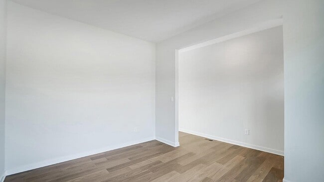 2804 Piatt Crest Dr, Delaware, OH 43015 - photo 2