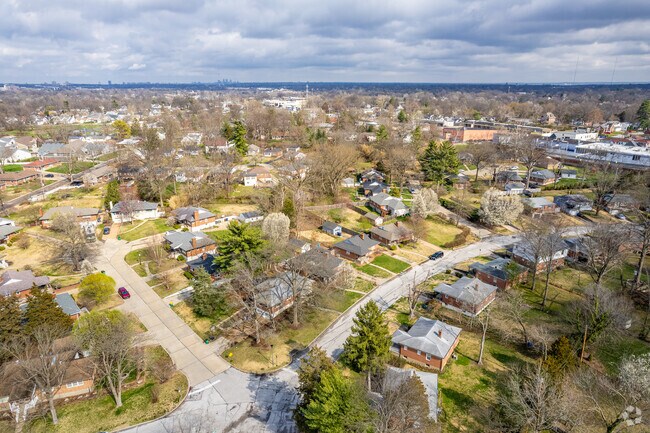 Residential streets in Rock Hill provide peace and quiet for residents along with convenience