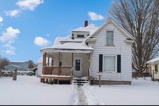 610 Pine St, Three Rivers, MI 49093