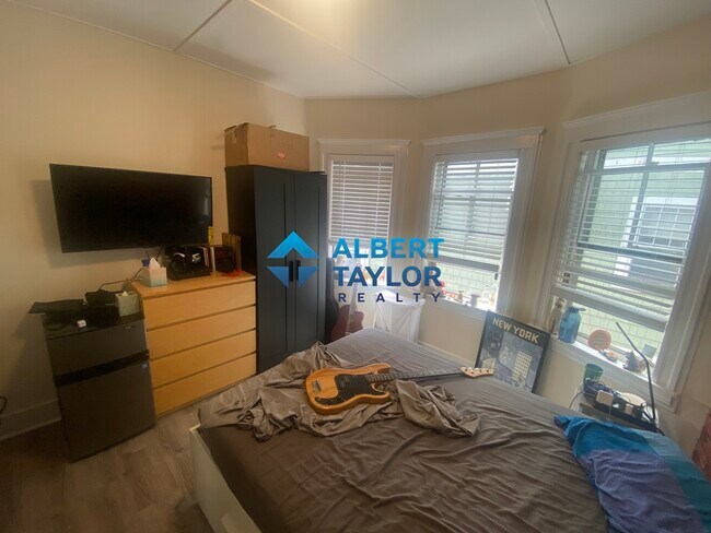 18 Sawyer Terrace, Allston, MA 02134 - photo 2