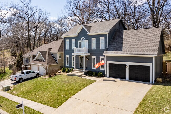 Larger homes with colonial accents are present in Breen Hills.