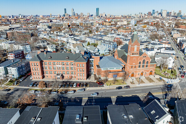 Saint John Paul II Catholic Academy - Columbia Campus is a Catholic school in Dorchester, MA.