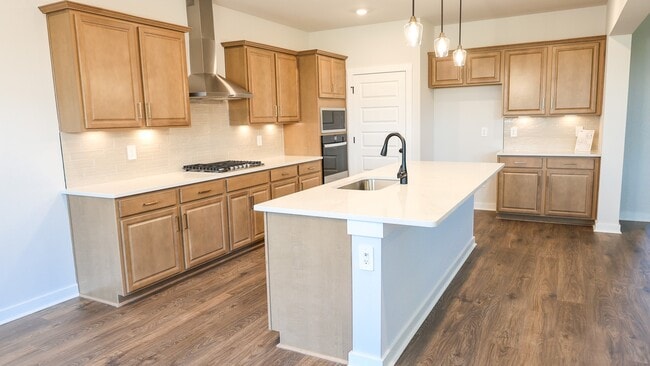 325 Harvest Point Blvd, Spring Hill, TN 37174 - photo 2