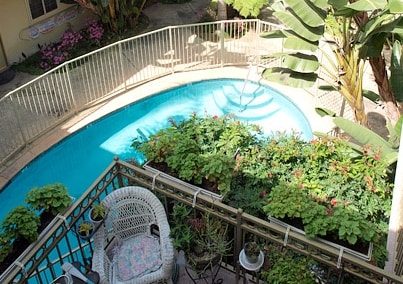 8170 Redlands St, Playa Del Rey, CA 90293 - photo 4