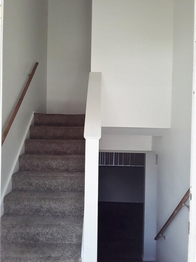 212 Juniper St N, Twin Falls, ID 83301 - photo 3