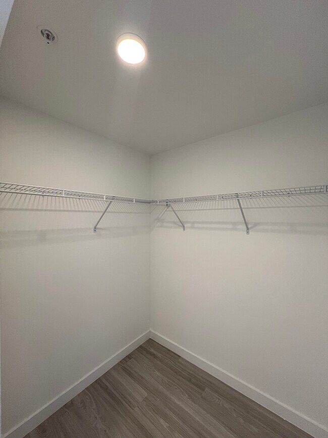 1420 NW 33rd St unit B3, Miami, FL 33142 - photo 6