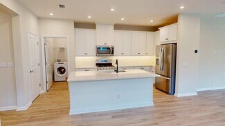 624 Juniper Hills Dr, St. Johns, FL 32259