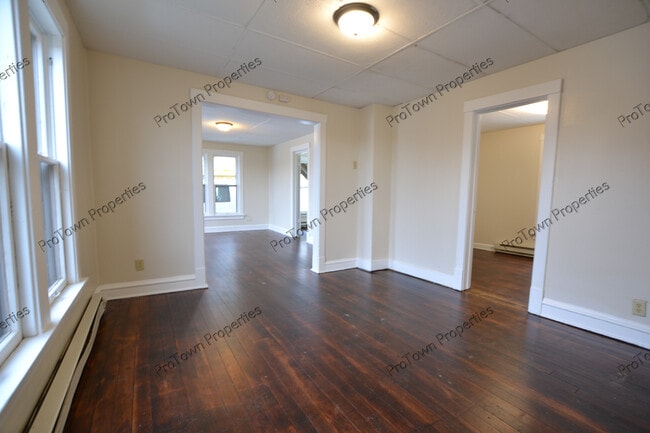 108 Nicholson St unit 1, Joliet, IL 60435 - photo 4