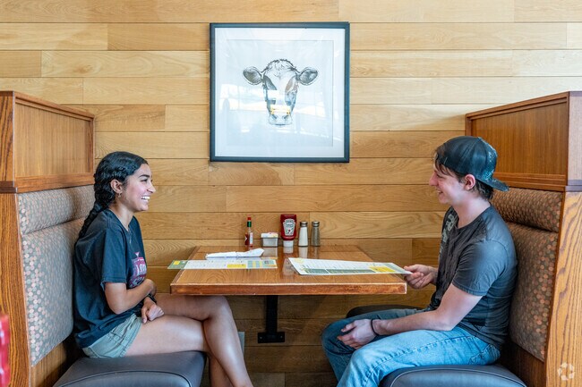 Sunny Street Cafe near Village at Worthington is a popular breakfast spot.