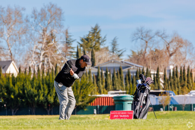 Golf enthusiasts at Pheasant Ridge enjoy quick access to the Pleasanton Driving Range.