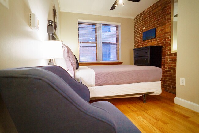 17 Garrison St unit 2, Boston, MA 02116 - photo 4