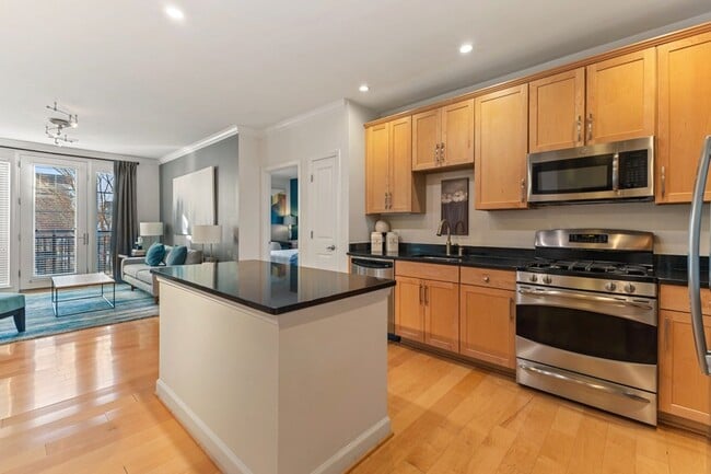 Gourmet kitchens with 42