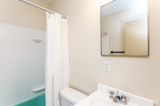 Clintonville Commons, Columbus, OH 43214 - photo 5