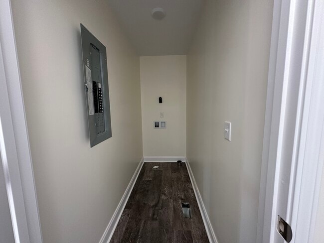 1692 Walton St unit B, Dalton, GA 30721 - photo 6