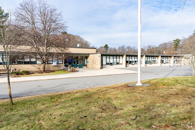 Greenlodge Elementary School is an above average, public school located in Dedham, MA.