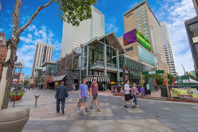 Shopping and entertainment in Downtown Denver are minutes from Platt Park by Windsor