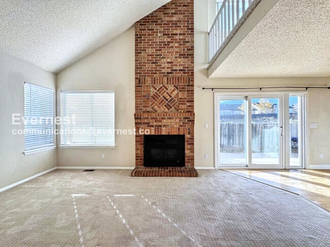 18618 E Grand Cir, Aurora, CO 80015 - photo 7