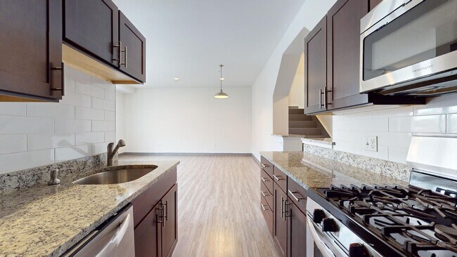 147A E Berkeley St unit A502, Boston, MA 02118 - photo 3