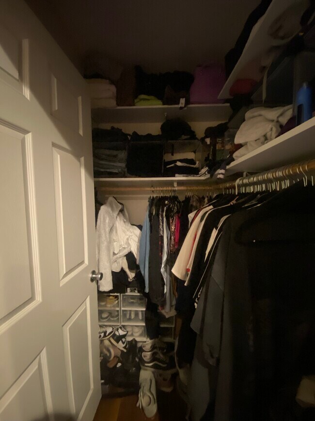 18334 Lorne St, Reseda, CA 91335 - photo 6