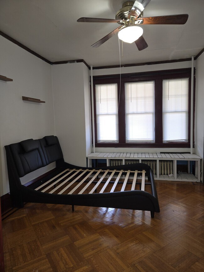 799 Park Ave unit 2 Bedroom 1 bath 799, Albany, NY 12208 - photo 6