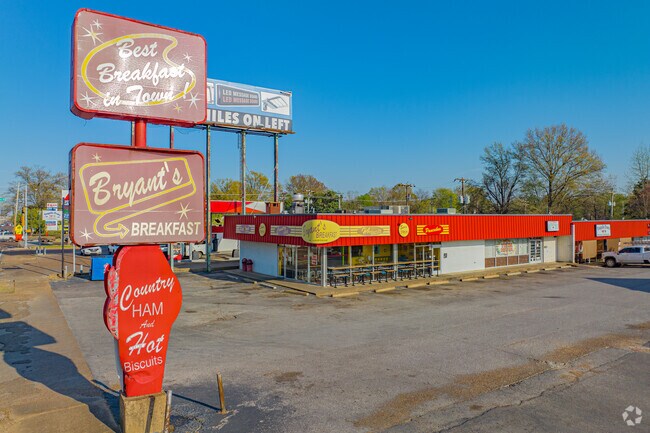 Bryant's breakfast has been serving Memphis since 1968.