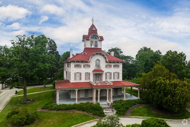 Art lovers in Rockledge tent to browse rare collections at Ryerss Museum & Library, housed in a neoclassical mansion.