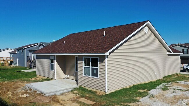 105 Garrettford Dr unit 38115249, Bethalto, IL 62010 - photo 2