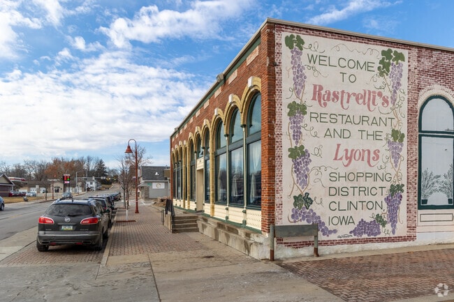 Clinton in split up into historic districts, including the Lyons shopping district.