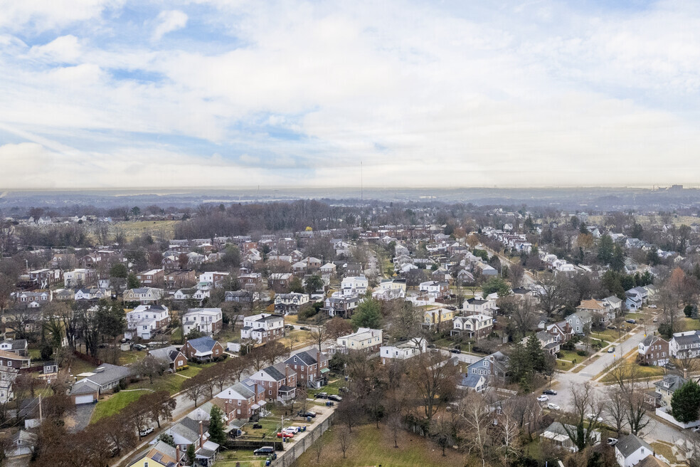 Neighborhood_BeverlyHills_FINAL_010324