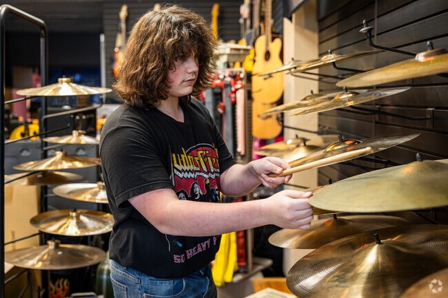 Locals can find a new set of drums at Midwest Drum & Percussion in Country Overlook.