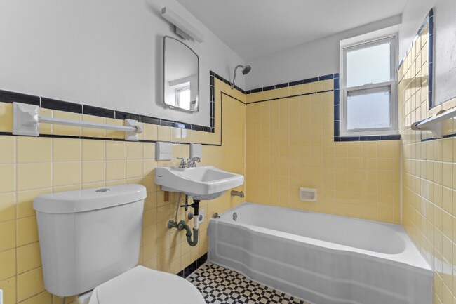 306 Lakeview St unit 306, Orlando, FL 32804 - photo 7