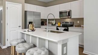 5914 Ortega Lake Dr, Jacksonville, FL 32244