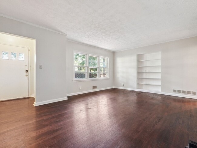 3194 N Druid Hills Rd, Decatur, GA 30033 - photo 4